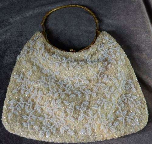 PEARL HANDBAG VINTAGE - from SUEZYT