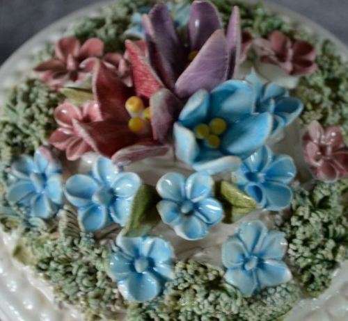 ITALIAN LIDDED URN - from SUEZYT