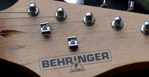 BEHRINGER GUITAR AND AMP - from SUEZYT