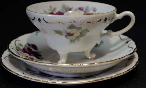 FOOTED PANSY TRIO - JAPAN - from SUEZYT