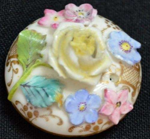 MEISSEN RARE MINIATURE TEAPOT AND DUO WITH APPLIED FLOWERS - from SUEZYT