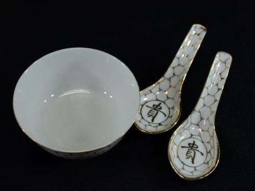 CHINESE PORCELAIN RICE DISH WHITE WITH GOLD GILT - from SUEZYT