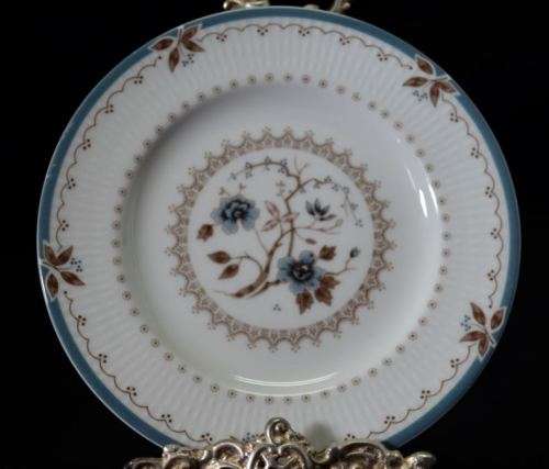 reserved for Andrea ROYAL DOULTON OLD COLONY 28CMS PLATES - from SUEZYT