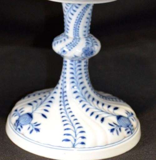 RESERVED FOR CHARLES - ANTIQUE MEISSEN RETICULATED BLUE ONION PATTERN TAZZA - from SUEZYT