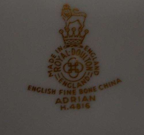 ROYAL DOULTON ADRIAN CAKE PLATTER VINTAGE - from SUEZYT (2 platter)