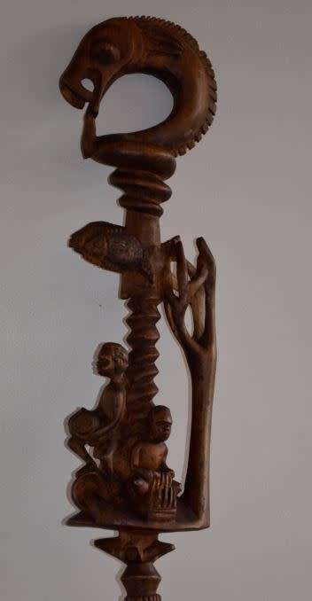 reserved of Titus NYAMI NYAMI CARVED WALKING STICK - ZIMBABWE - from SUEZYT