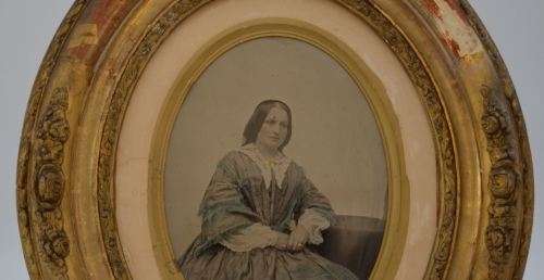 ANTIQUE DAGUERREOTYPE PHOTO - FRAMED - from SUEZYT