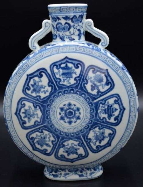 MING STYLE BLUE AND WHITE MOONFLASK - from SUEZYT