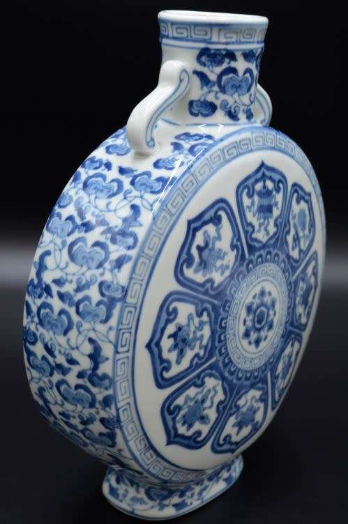 MING STYLE BLUE AND WHITE MOONFLASK - from SUEZYT