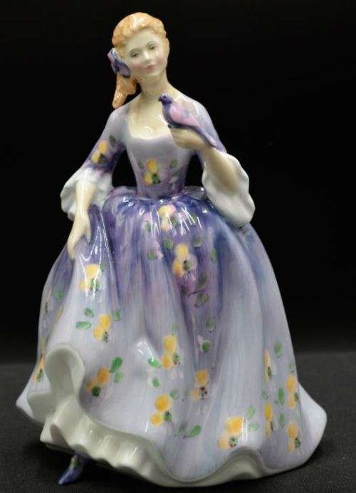 ROYAL DOULTON HN2839  NICOLA FIGURINE - from SUEZYT