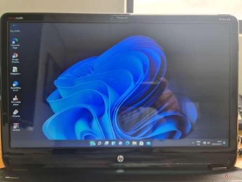 HP ProLiant DV6 Multi Media Laptop