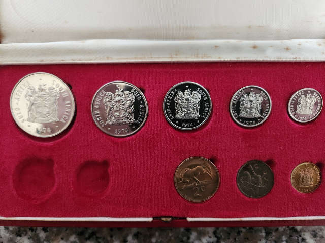 1974 PROOF Set (Short) Really Good !!