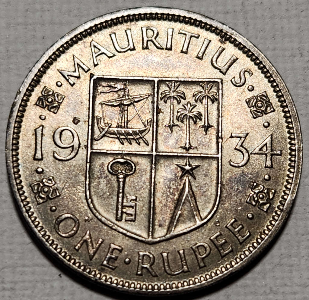 1 (ONE) RUPEE - 1934 - MAURITIUS - UNC - Fantastic coin with stunning toning !!!