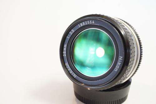 Nikon Nikkor Wide angle 28mm F3.5 Lens **Fantastic Nikon Lens in Mint condition**