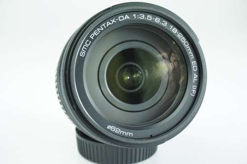 SMC Pentax-DA 18-250mm F3.5-6.3 ED AL [IF] lens **Pentax Hyper Zoom lens, Near Mint Condition**