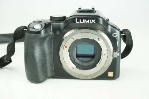 Panasonic Lumix DMC-G5 Body Micro Four Third MFT M4/3 **Silent Shutter, Good Condition**