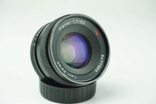 Amazing Carl Zeiss Planar 50mm F1.7 Lens in contax mount **Near Mint Condition**