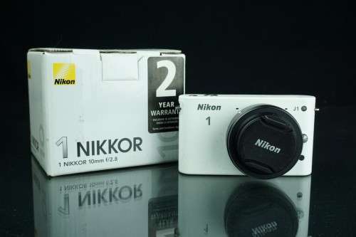 Nikon J1 Mirrorless Digital Camera with Nikkor 10mm F2.8 Lens  **Fantastic Condition**