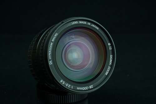 Sigma 28-200mm F3.5-5.6 DL Hyperzoom Macro Lens Minolta AF Sony A Mount **Great Condition**