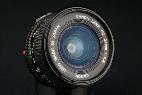 **Wide Angle** Canon FD 24mm 2.8 Prime Lens **Great Condition**