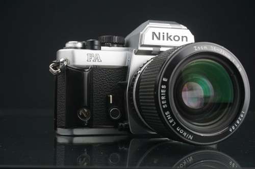 Fantastic Nikon FA Pro level 35mm SLR with Nikkor 36-72mm F3.5 lens **Near Mint Condition**