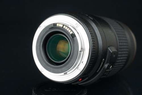 Canon EF 75-300mm f/4-5.6 IS USM Lens **Excellent Condition**