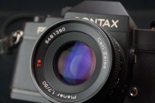 Contax RTS 35mm SLR with Carl Zeiss Planar 50mm F1.7 T* Lens  **Fantastic Condition**