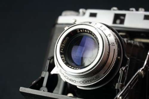 Zeiss-Ikon Ikonta M 524/16 Rangefinder 120 Film Camera  Zeiss Opton Tessar lens **Great Condition*