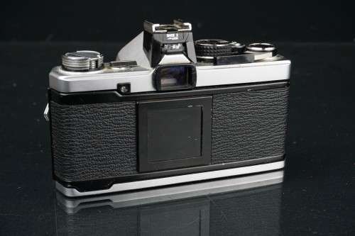 Legendary Olympus OM2 35mm SLR with Zuiko 50mm F1.8 lens **Good Condition**