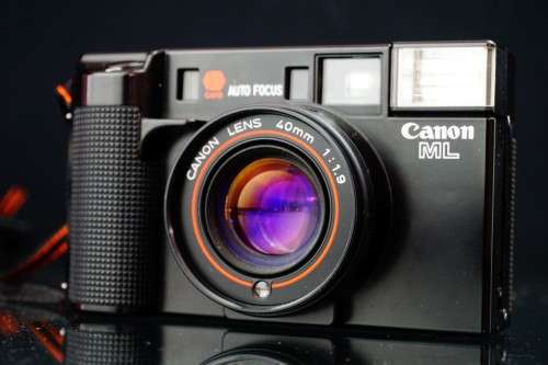 Canon AF35ML 35mm point & shoot camera with 40mm f1.9 lens **Boxed Excellent Condition**