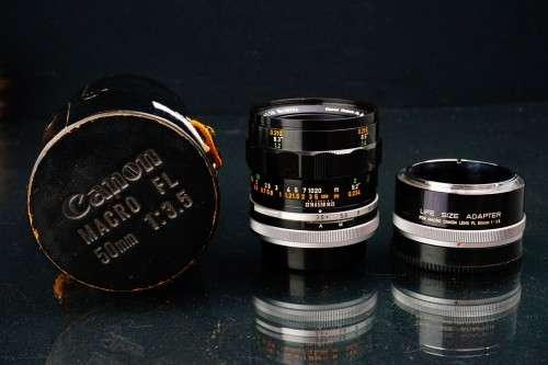Canon 50mm f3.5 FD Macro Lens with Original 1:1 Extension Tube and Case  **Excellent Condition**