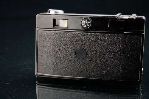 **LOMO** Vilia-Avto 35mm Film camera with Triplet lens 69-3 4/40 BELOMO USSR **Excellent Condition**