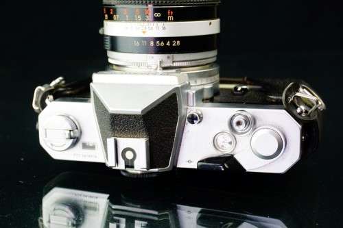 Nikon Nikkormat FT2 35mm SLR with Tamron 28mm F2.8 Nikon F Mount Lens **Great Condition**