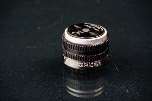 Rollei Rolleiflex Auxiliary Focusing Knob with Film Indicator