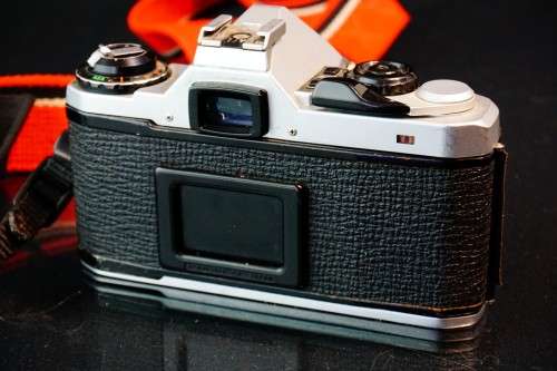 Pentax ME Super 35mm SLR with SMC Pentax 50mm F1.7 Lens   **Excellent Condition**