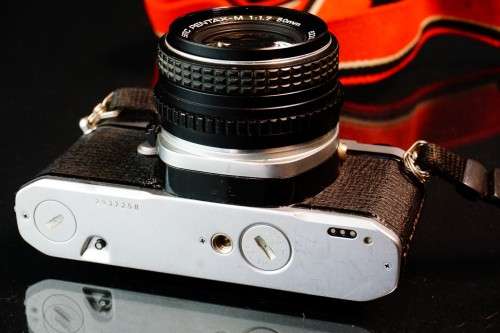 Pentax ME Super 35mm SLR with SMC Pentax 50mm F1.7 Lens   **Excellent Condition**