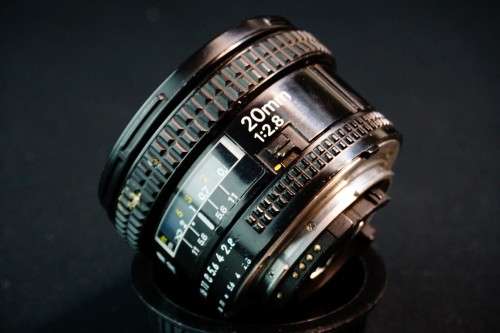 Nikon AF NIKKOR 20mm f/2.8D Lens **PLEASE READ THE DESCRIPTION**