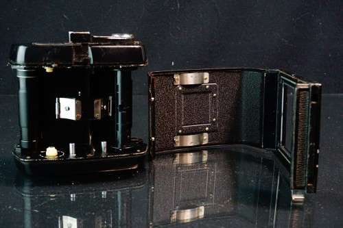 Mamiya 6x7 220 Roll Film Back for RB67 S SD **Good Condition**