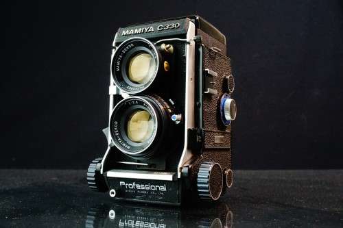 Mamiya C330 Professional TLR with Blue Dot 80mm F2.8 Lens **Excellent Condition**