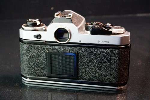 Nikon FE 35mm SLR Camera with Nikkor 50mm F2 Lens  **Excellent Condition**