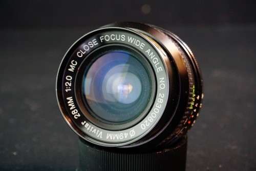 **Fast Wide Angle** Vivitar Close Focus 28mm F2 Lens in Minolta MD Mount  **Excellent Condition**
