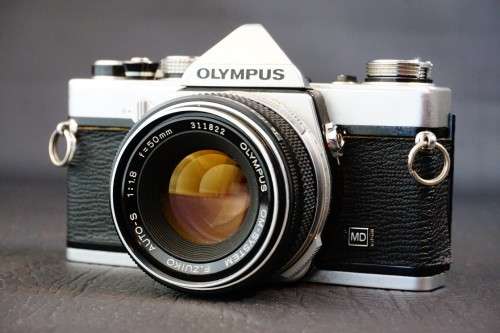 Olympus OM1 35mm SLR Camera with Olympus Zuiko 50mm F1.8 Lens  **Excellent Condition**