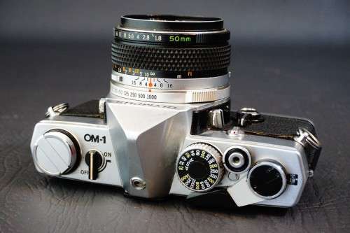 Olympus OM1 35mm SLR Camera with Olympus Zuiko 50mm F1.8 Lens  **Excellent Condition**