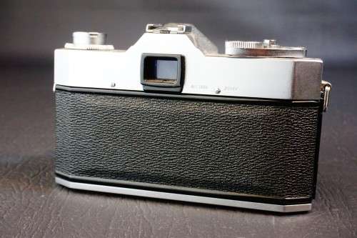 Yashica TL-Super 35mm SLR Film Camera with Asahi Super Takumar 55mm F1.8 Lens**Excellent Condition**
