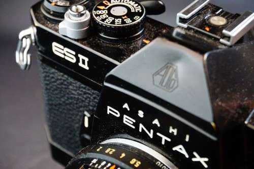 Asahi Pentax ESII 35mm SLR Film Camera with Asahi SMC Takumar 55mm F2 Lens  **Good Condition**