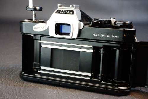 **Rare Black** Asahi Pentax SP 35mm SLR Film Camera + Asahi Super Takumar 55mm F2 Lens **Excellent**