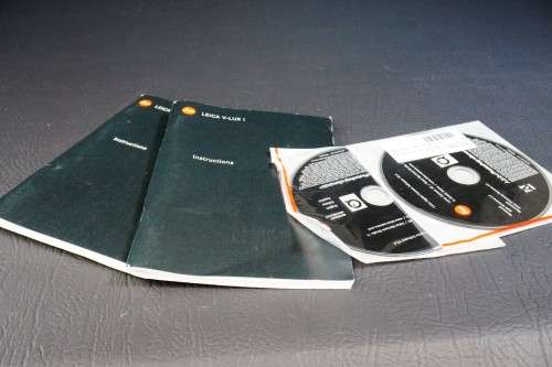 Leica V-LUX 1 10.1MP Digital Camera with DC Vario-Elmarit F2.8-3.7 Lens  **Excellent Condition**