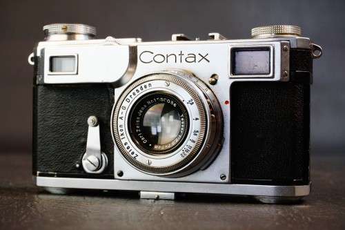 Contax II 35mm Rangefinder Camera with Tessar 50mm F2.8 Lens  **Spares/Repair or Display**