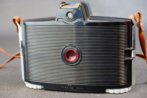 Eura Ferrania Vintage Art Deco Italian 6x6 120 Film Camera with Case **Good Condition**