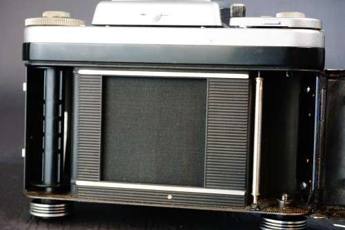 Pentacon Six TL 6x6 120 SLR Camera, Waist Level + Prism Finder and 80mm F2.8 Lens **Excellent**